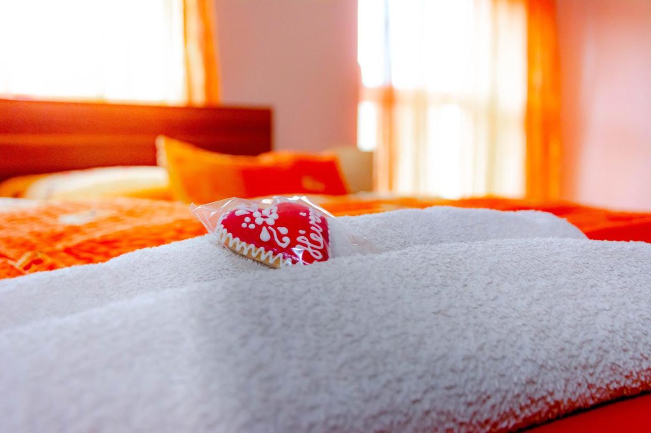 Hürkecz Apartmanház Héviz Zewnętrze zdjęcie